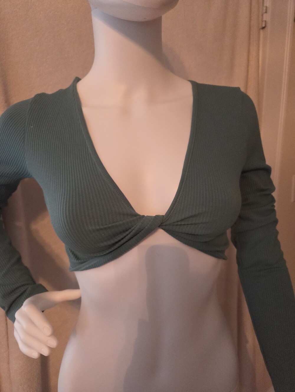 Garage Twist-Front Ribbed Long-Sleeve Crop Top - Teal